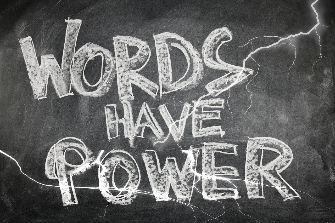 découvrez les techniques de persuasion les plus efficaces pour influencer vos interlocuteurs et améliorer vos compétences en communication. apprenez à utiliser la psychologie et la rhétorique afin de convaincre et d'atteindre vos objectifs, que ce soit dans le cadre professionnel ou personnel.