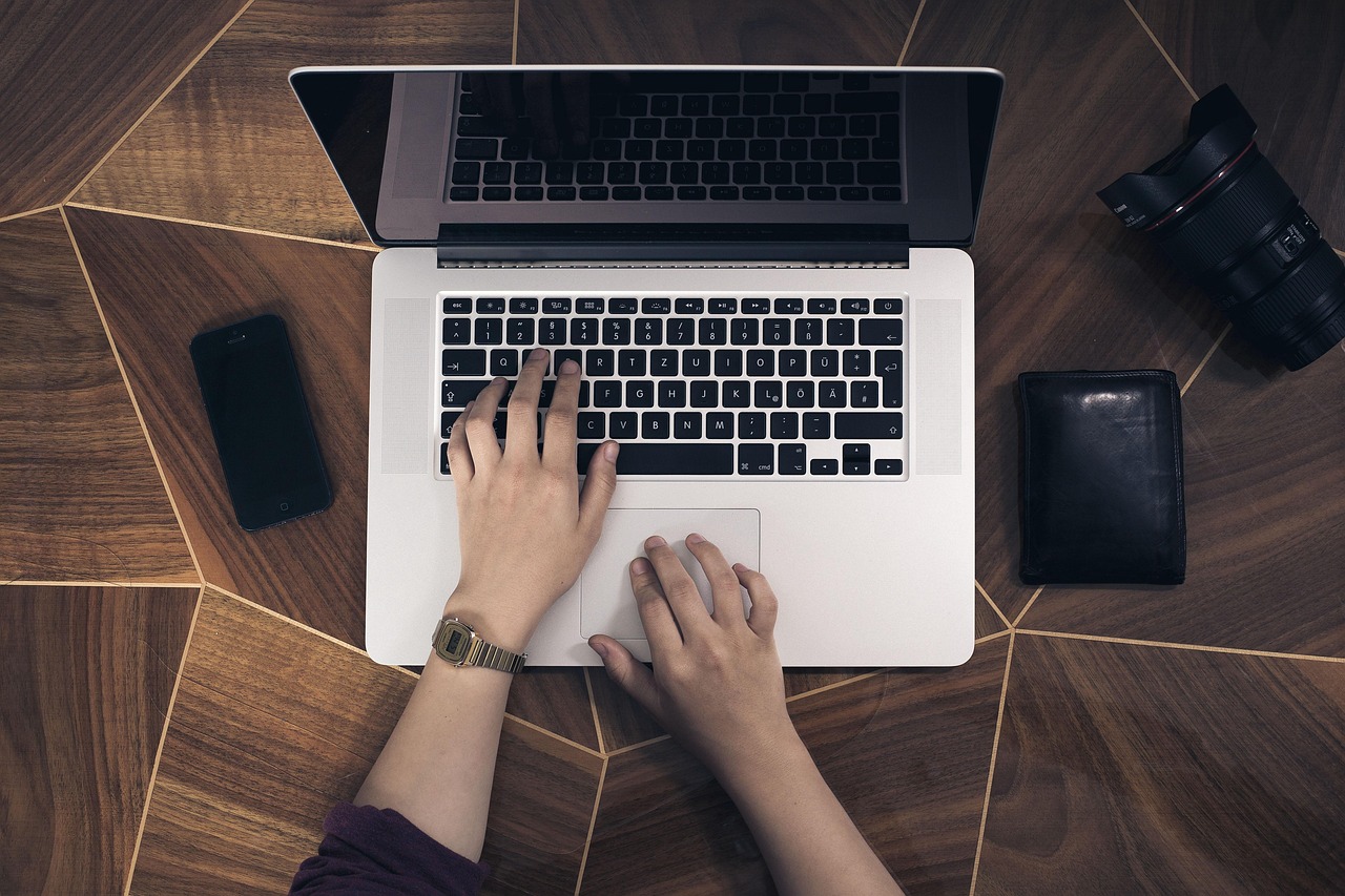 découvrez le monde passionnant du blogging : conseils, astuces et stratégies pour créer un blog qui attire et engage vos lecteurs. explorez les meilleures pratiques pour monétiser votre contenu et développer votre audience.